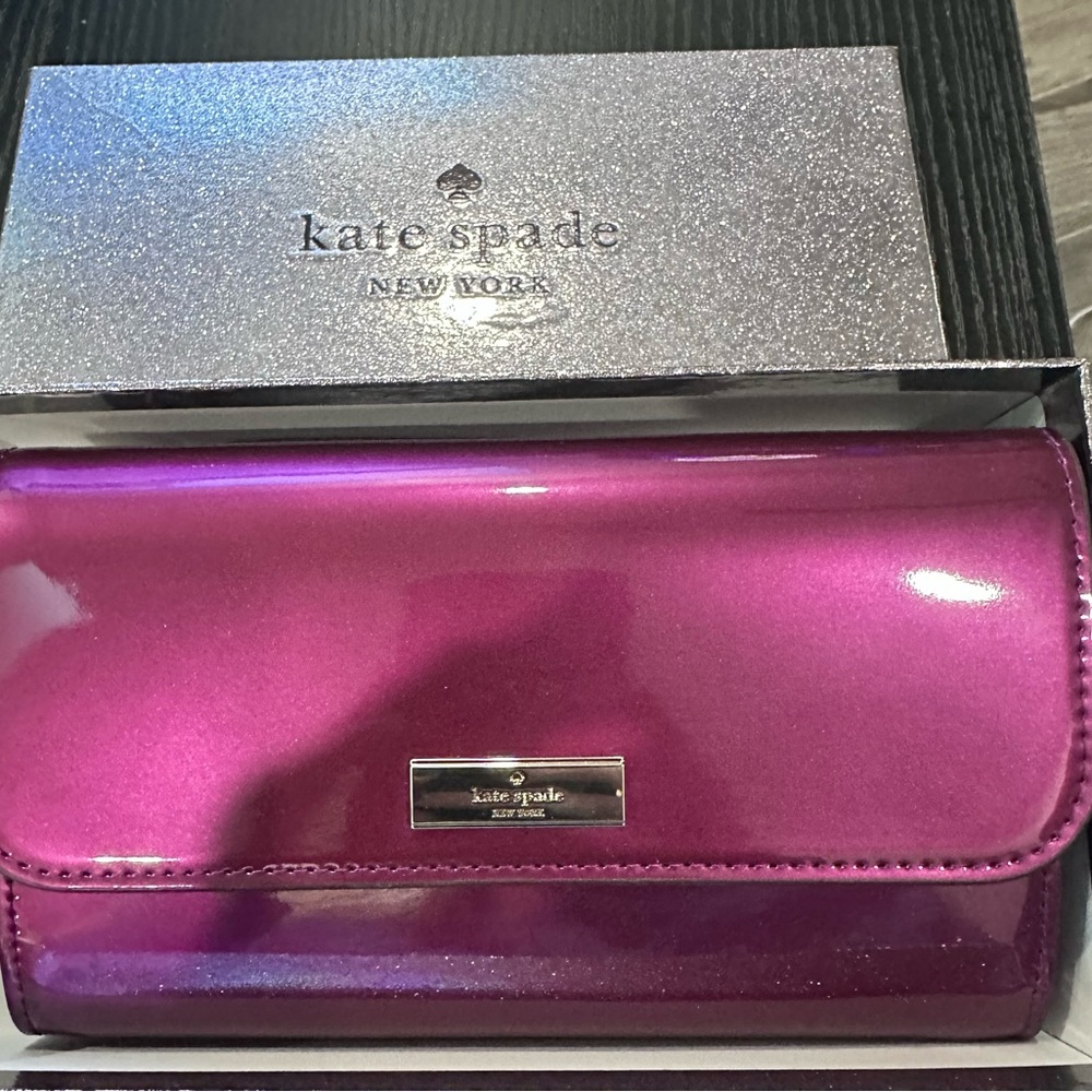 Kate Spade Kenzie Boxed Medium Flap Phone Wristlet In Dark Raspberry NWT - Picture 2 of 7